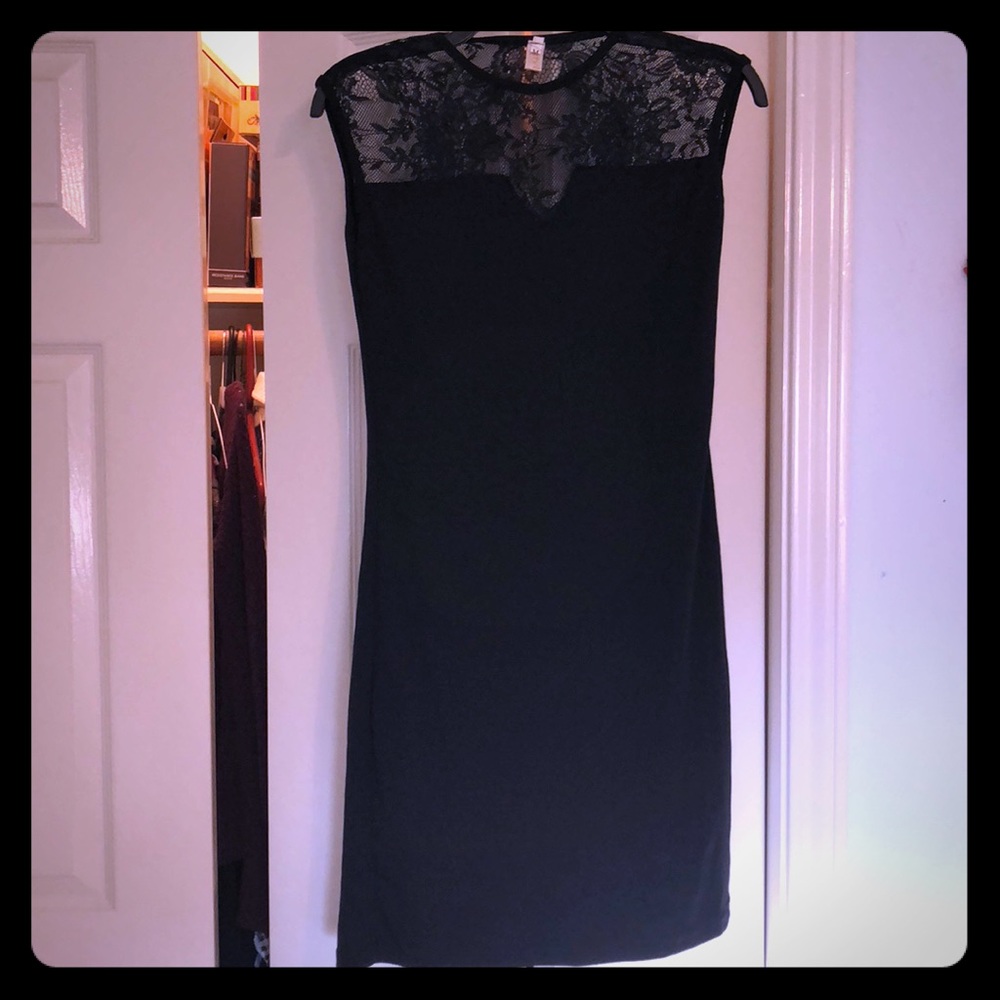 Black lace lulu’s lace dress